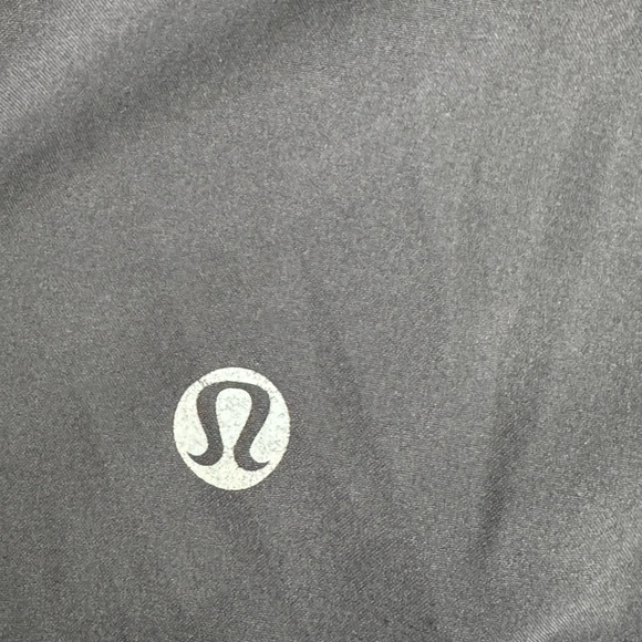 Lululemon Groovy Run Short in Black Size 8 - Picture 9 of 11